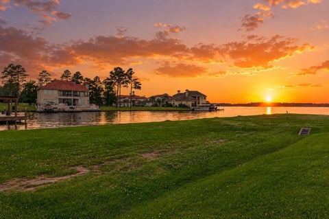 Townhouse For Sale - 71 Regency Point<br/> Conroe, TX 77356
