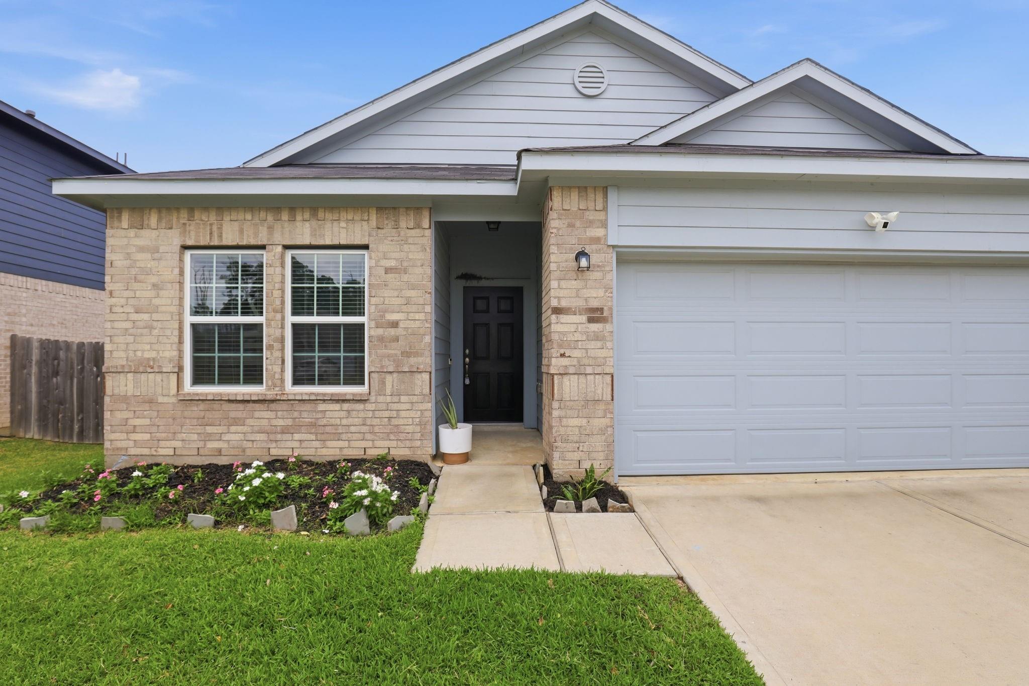 8002 Brooks Crossing Drive