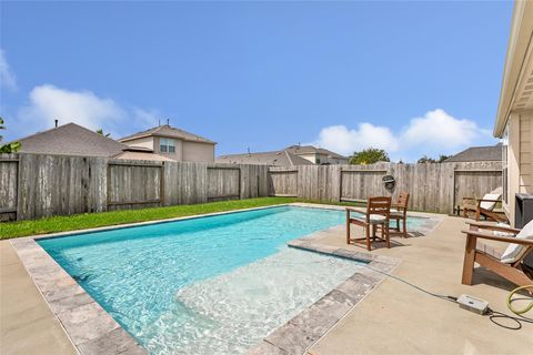 Photo of 5206 Misty Lane, Bacliff, TX 77518 (MLS # 46789213)