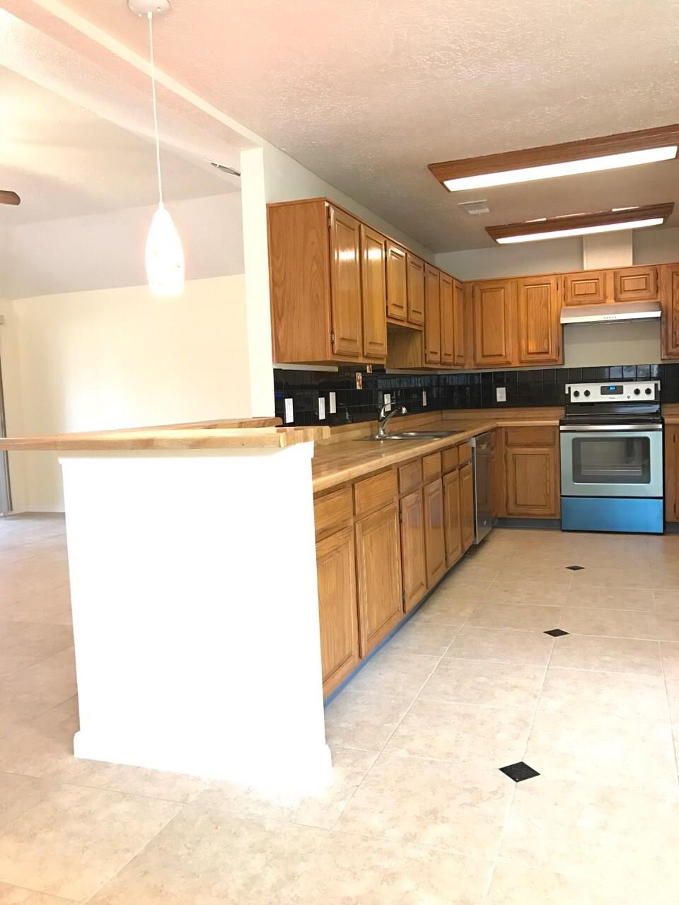 2118 Endicott Lane