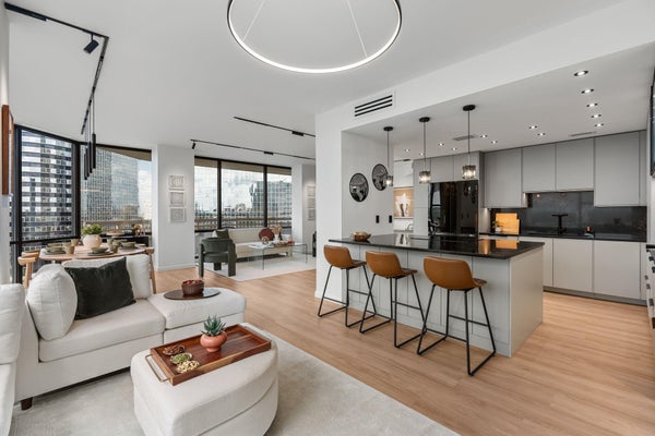 14 GREENWAY PLZ UNIT 9R, HOUSTON, TX 77046 - Image ca3f4880841fb5618a367c433b0f7b54/2969427331