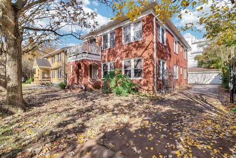 Photo of 1810 W Main Street, Houston, TX 77098 (MLS # 57137917) Photo of 1810 W Main Street, Houston, TX 77098 (MLS # 57137917)