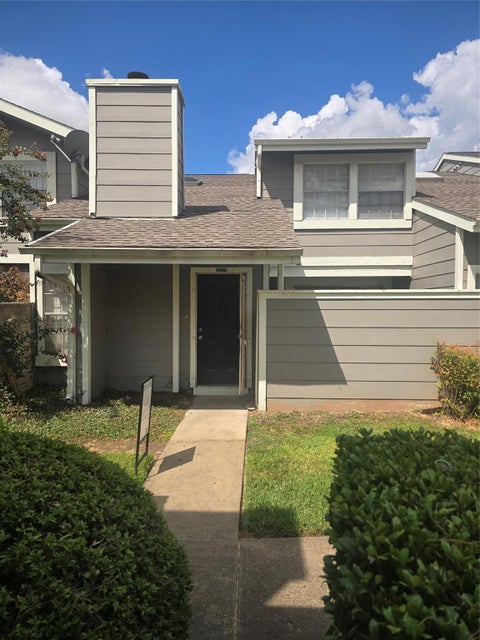 Photo of 6319 Cattails Lane #63, Houston, TX 77035 (MLS # 21952269)