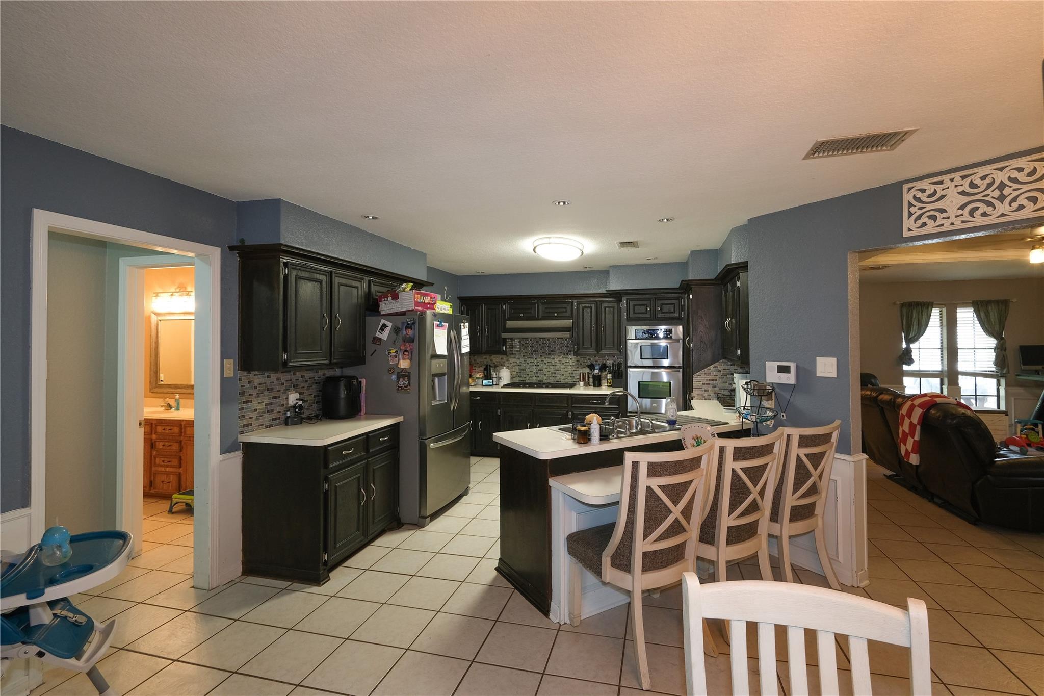 316 Raintree Lane