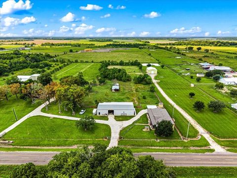 9444 Fm 686 Dayton TX 77535