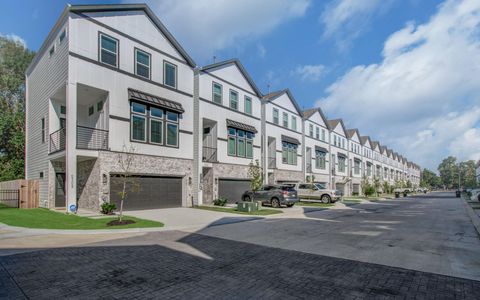 Tiny photo for 5309 Donovan Gardens Lane, Houston, TX 77091 (MLS # 73372488)