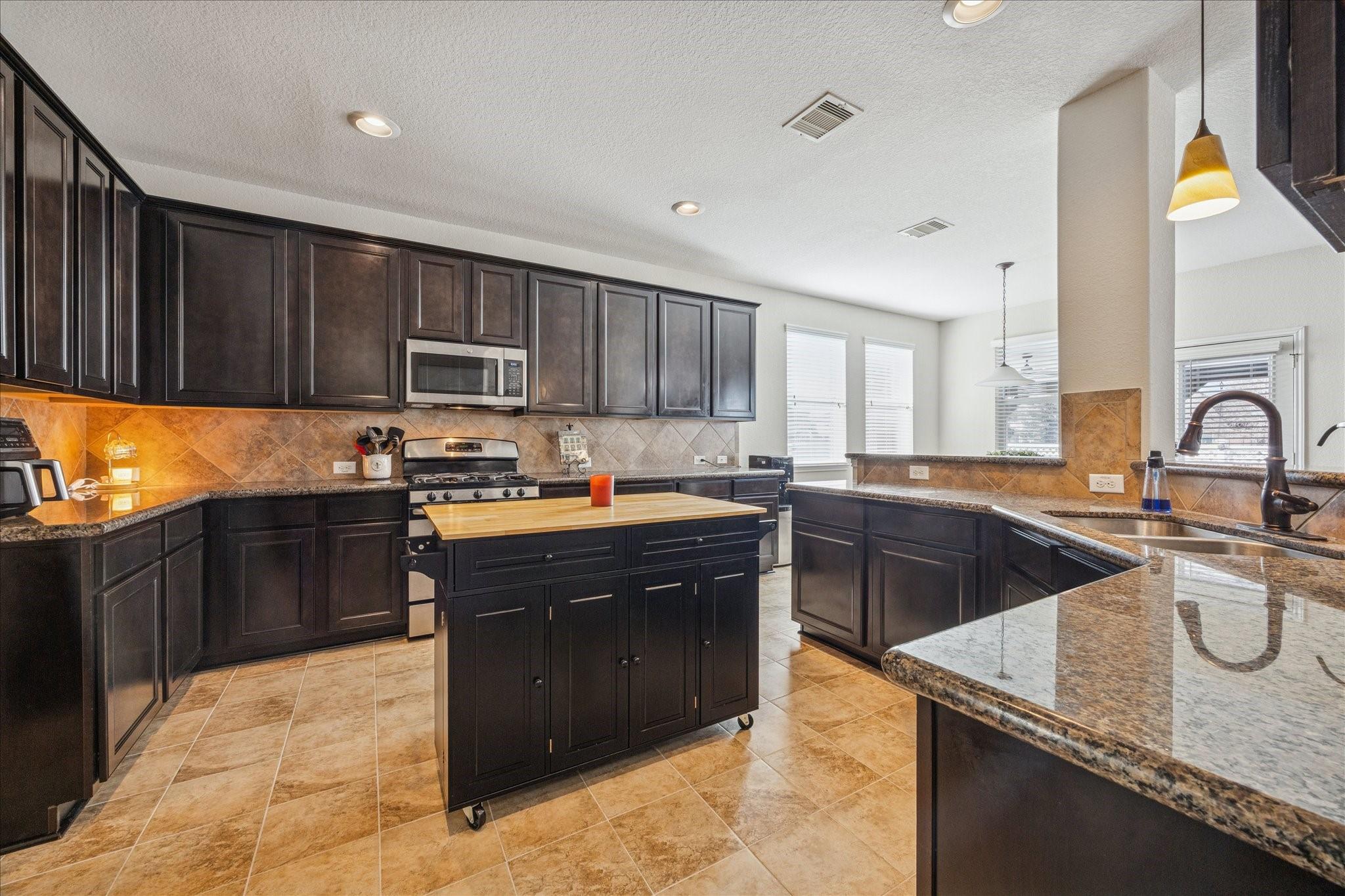 3414 Old Holly Drive