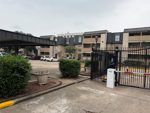 Photo of 8521 Hearth Dr DR #3, Houston, TX 77054 (MLS # 52779083)