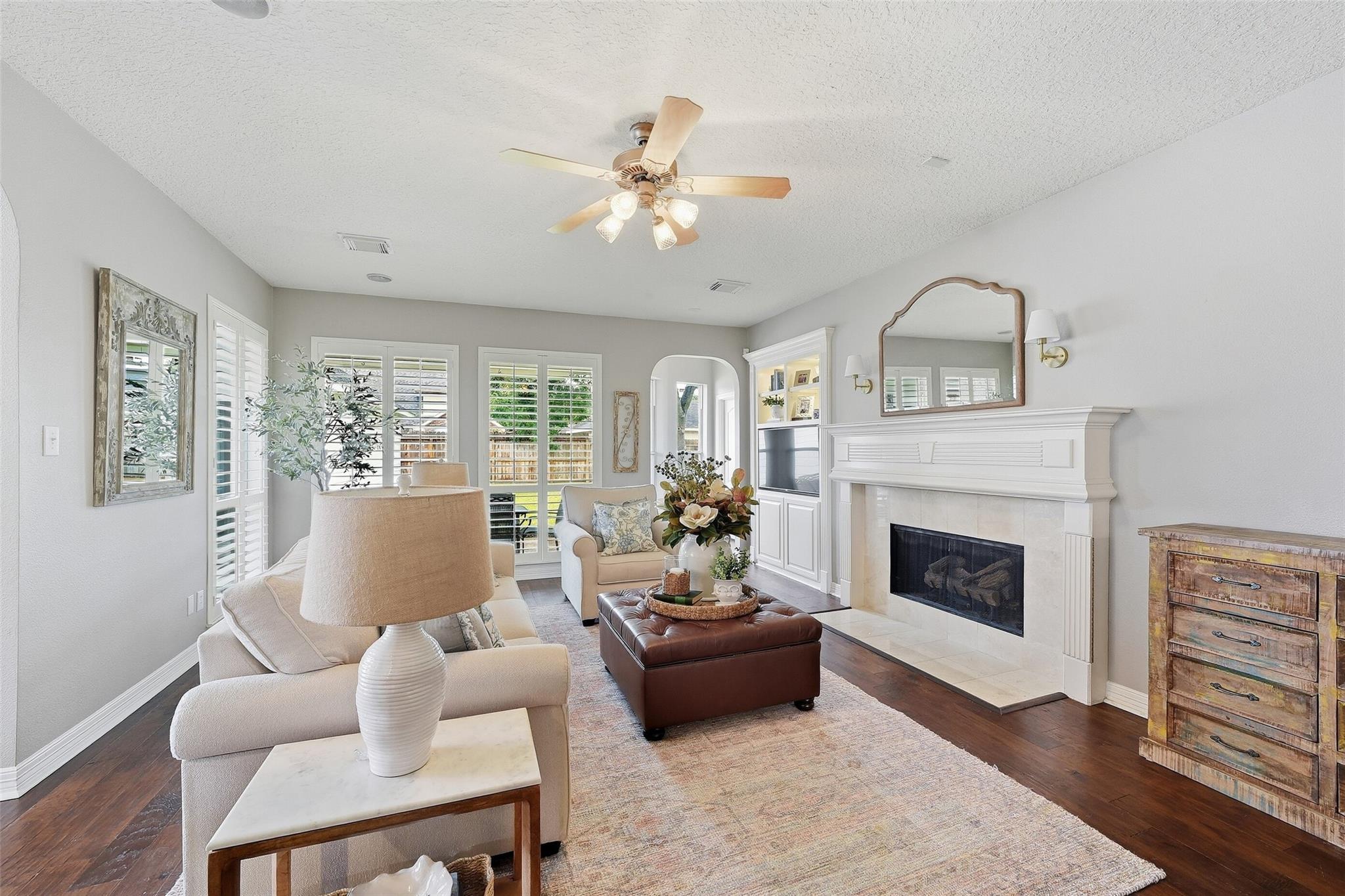 22514 Sierra Lake Court