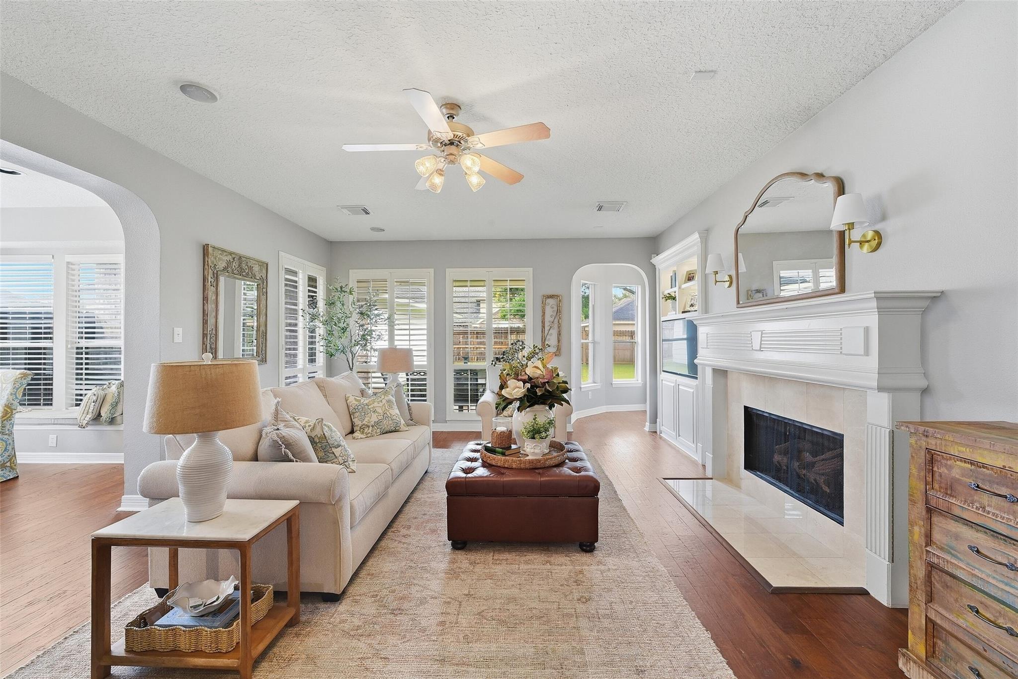 22514 Sierra Lake Court