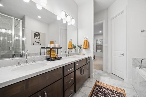 Tiny photo for 2110 Genesee Street, Houston, TX 77006 (MLS # 72253330)