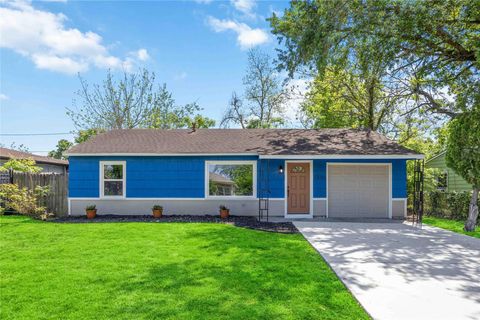 Photo of 5206 Willow Glen Drive, Houston, TX 77033 (MLS # 82627271)