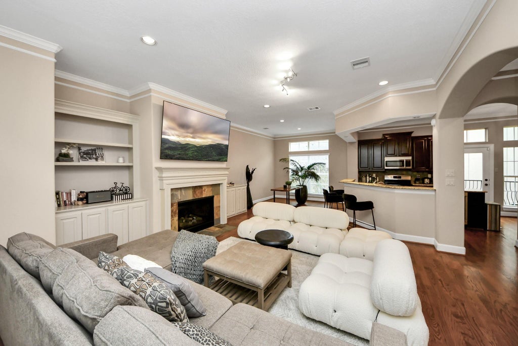 Photo of 4506 Feagan Street #B, Houston, TX 77007 (MLS # 85341373)