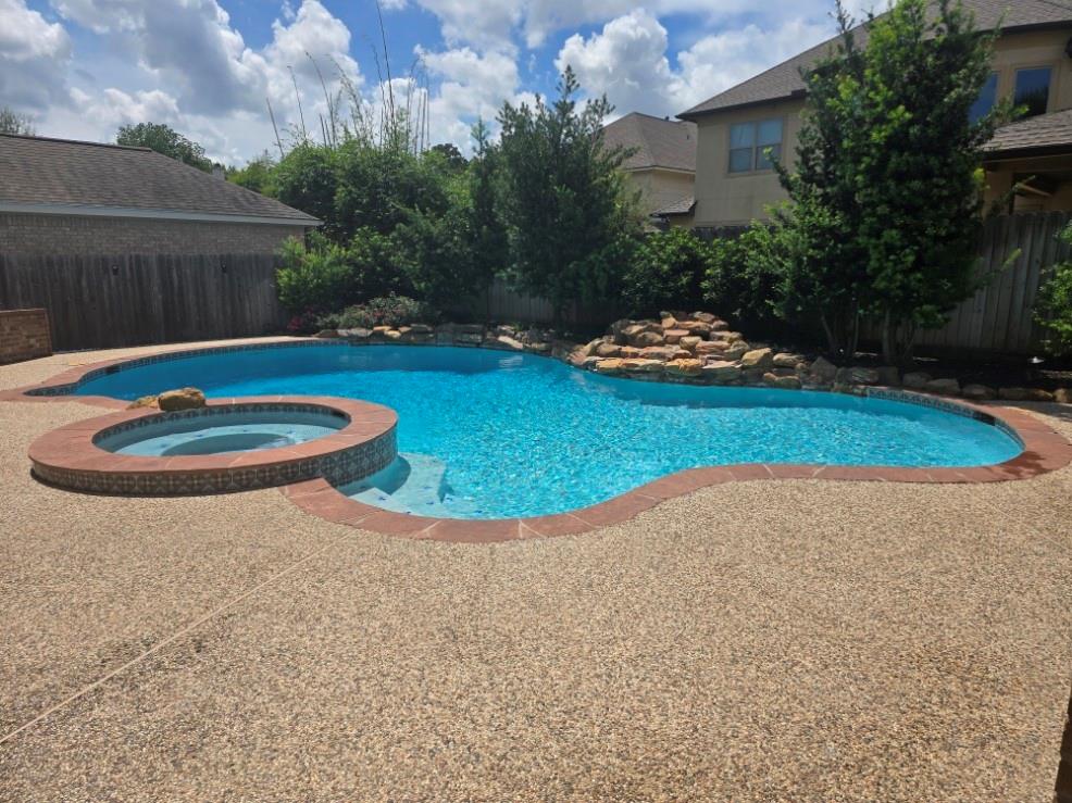 18423 Bivens Bend