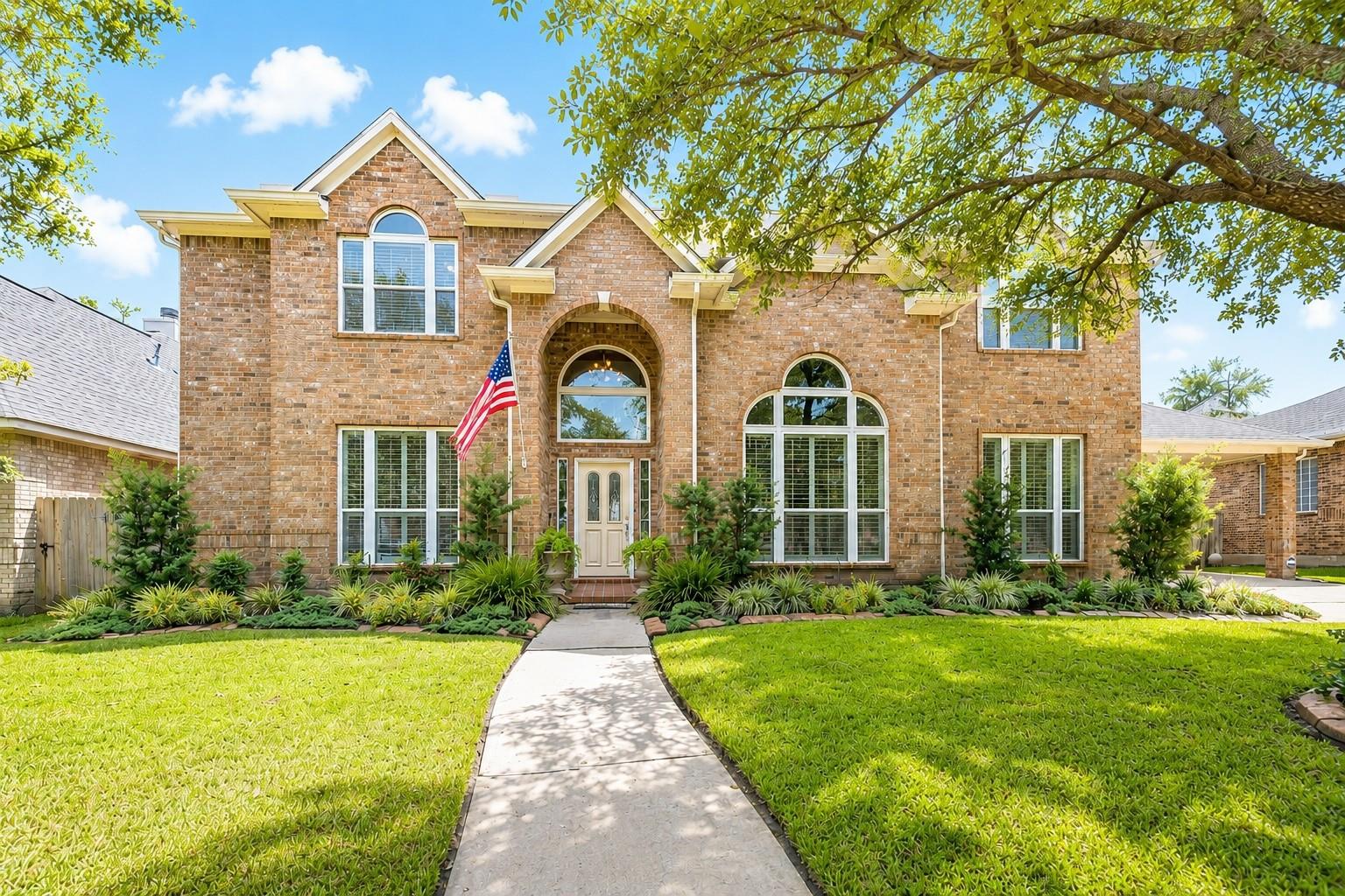 18423 Bivens Bend