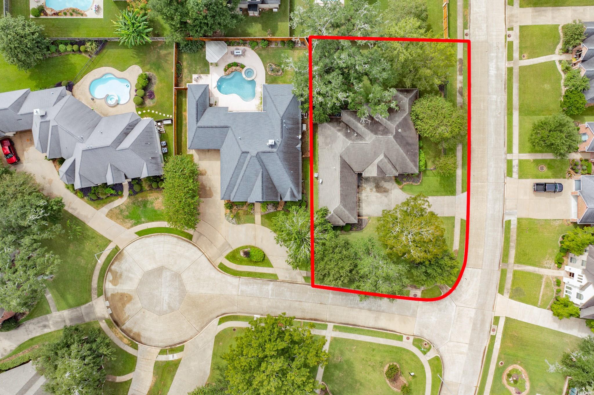 52 English Oak Court