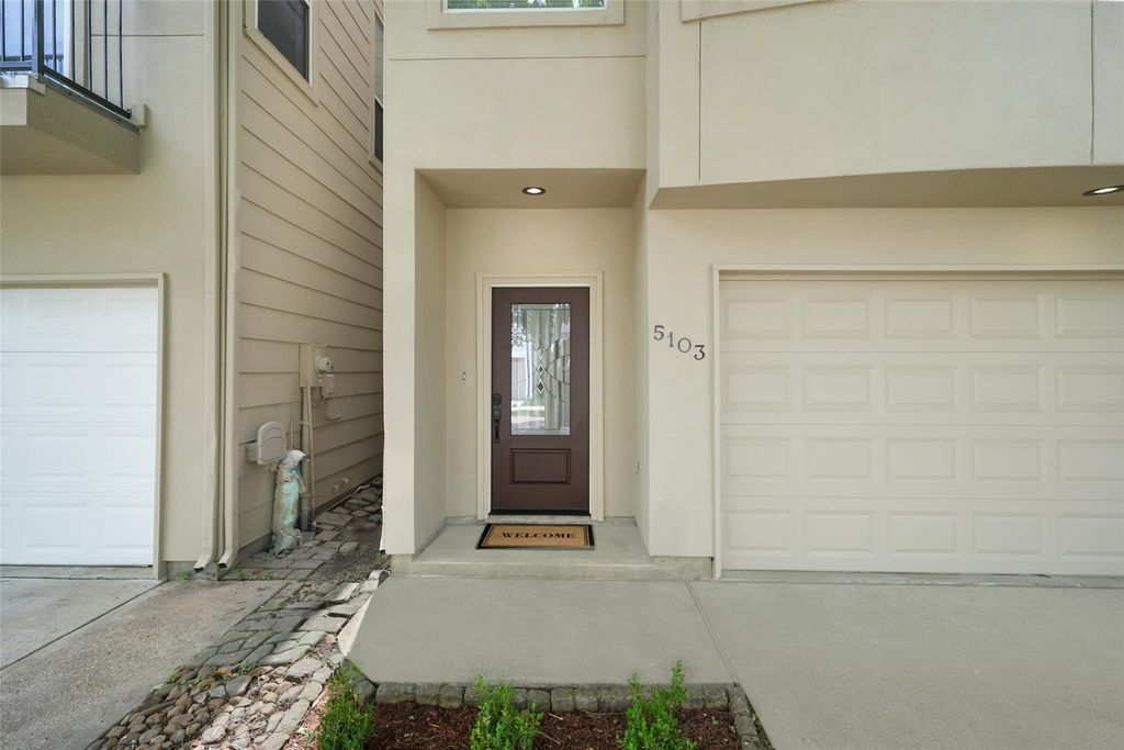 Photo of 5103 Eigel Street, Houston, TX 77007 (MLS # 3347519)