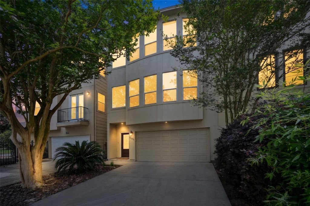 Photo of 5103 Eigel Street, Houston, TX 77007 (MLS # 3347519)