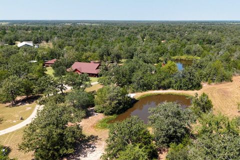 Photo of 300 Moss Oak Drive Dr, Somerville, TX 77879 (MLS # 83535321)