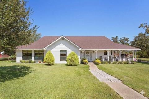 300 Moss Oak Drive