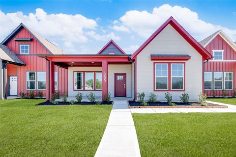 Townhouse For Sale - 365 Legacy Point Drive #B<br/> Austin County, Sealy, TX 77474