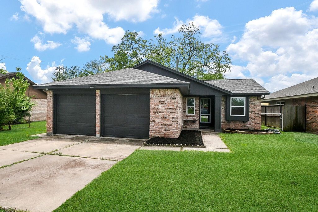 Photo of 6512 Bramley Drive, Pasadena, TX 77503 (MLS # 73078082)