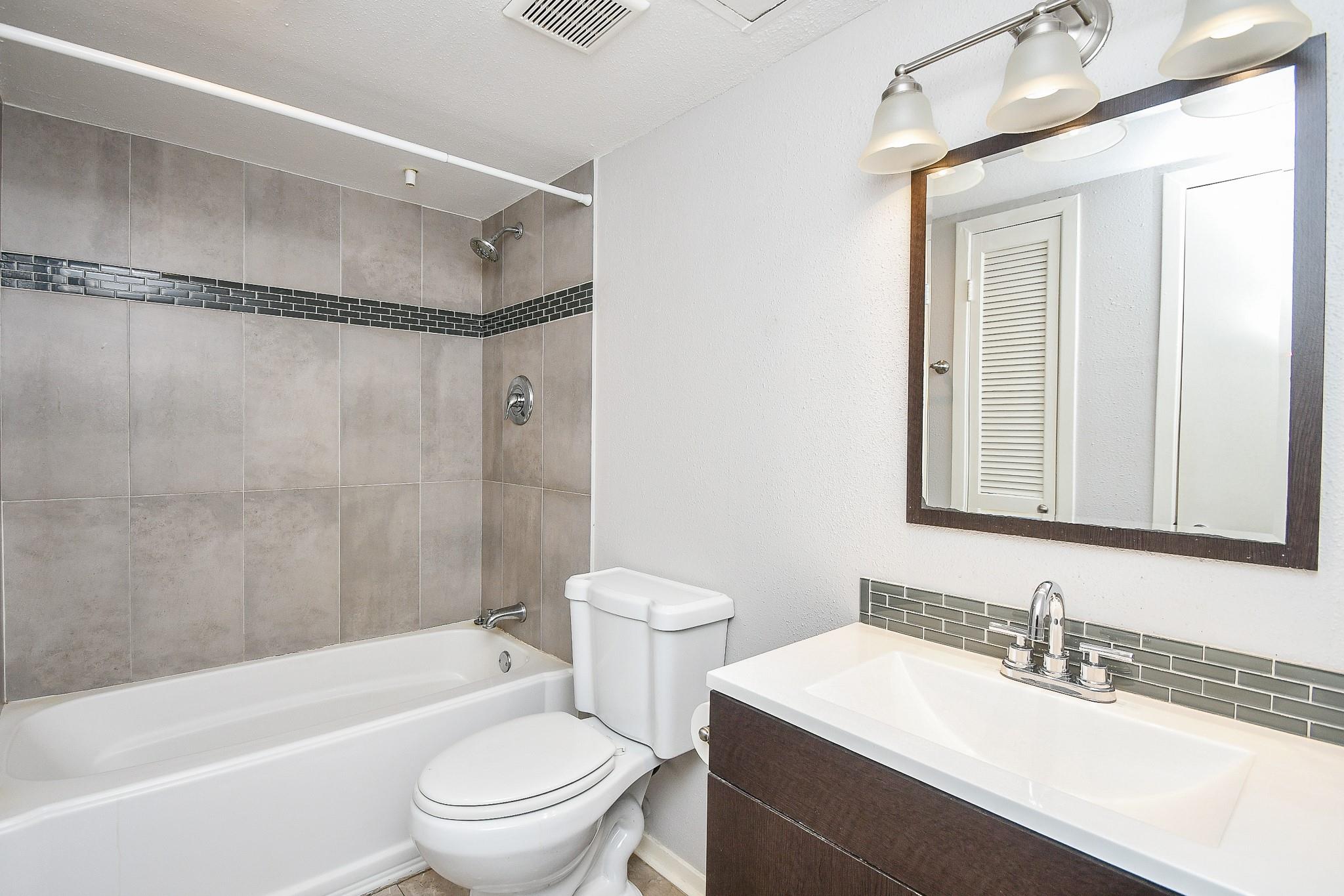 Houston, Texas 77063, United States, 1 Bedroom Bedrooms, ,1 BathroomBathrooms,Residential,Active,184521