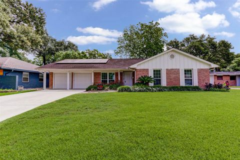 Photo of 8807 Mcavoy Drive, Houston, TX 77074 (MLS # 86372085)