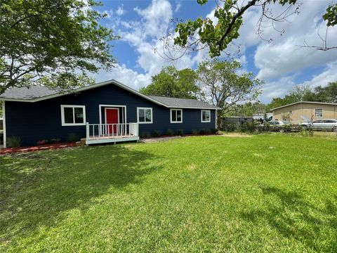 Photo of 2734 Ash Road, Pearland, TX 77584 (MLS # 88066429)