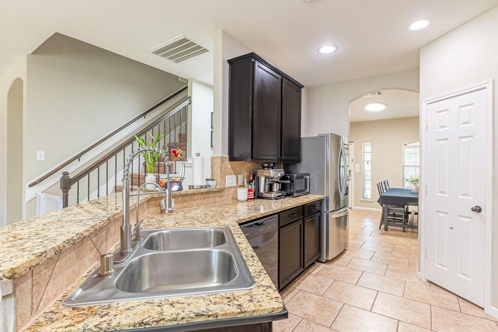 Photo of 5418 Casa Batillo Drive Dr, Katy, TX 77449 (MLS # 54138909)