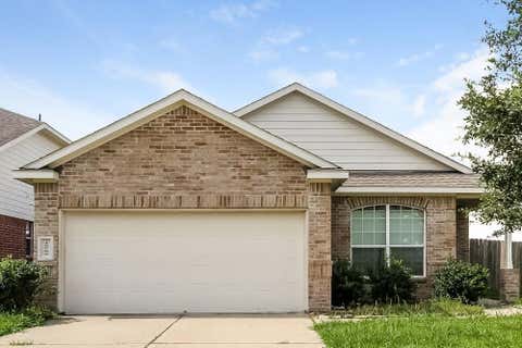 Photo of 15702 Flagstone Walk Way, Houston, TX 77049 (MLS # 9124509)