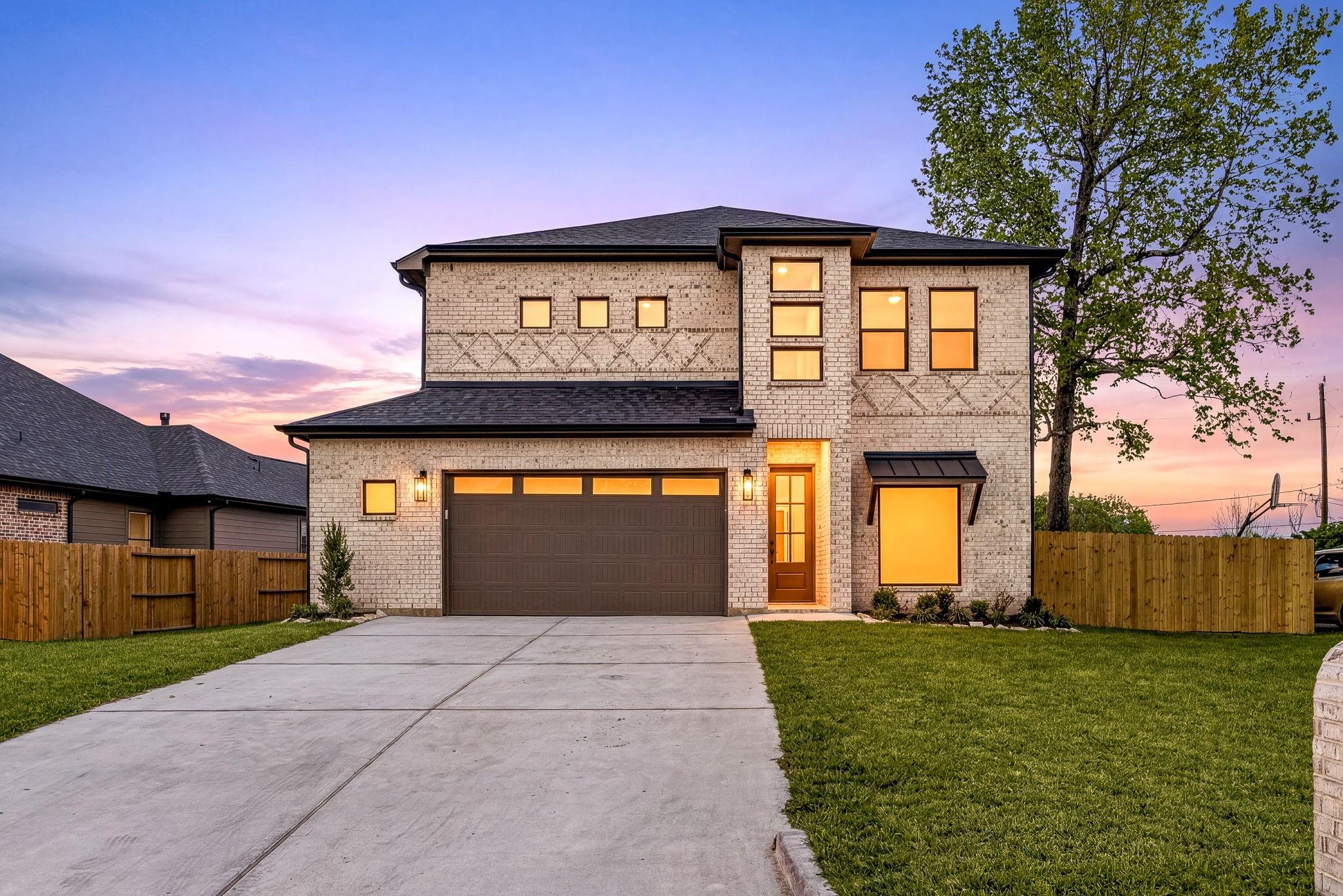 8922 Sedgemoor Drive