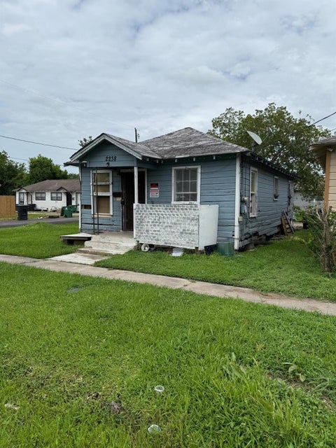 Photo of 2238 Hutton Street, Houston, TX 77026 (MLS # 14935820)