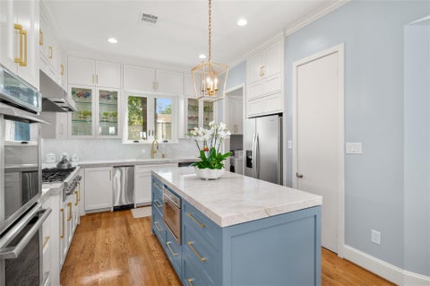 Tiny photo for 5753 Indian Circle, Houston, TX 77057 (MLS # 58633082)