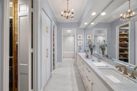 Tiny photo for 5753 Indian Circle, Houston, TX 77057 (MLS # 58633082)