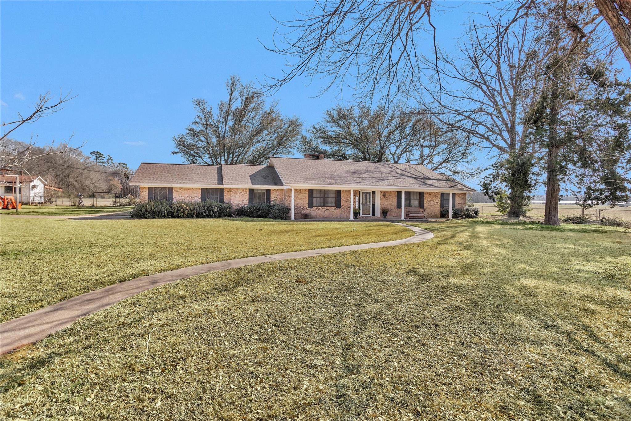 902 Us 259 Highway S