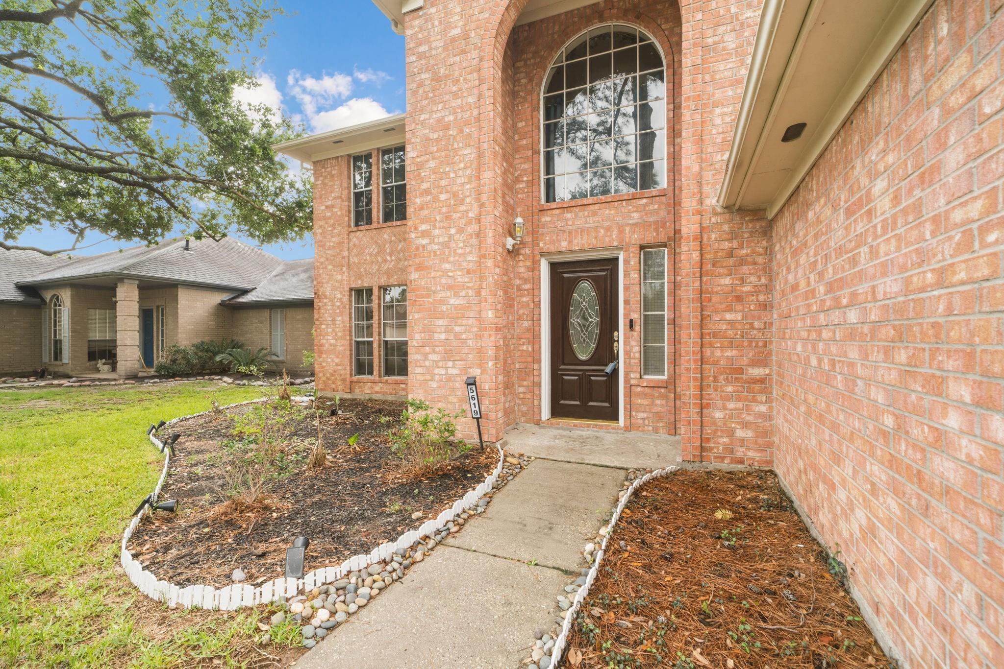 5619 Roserock Lane