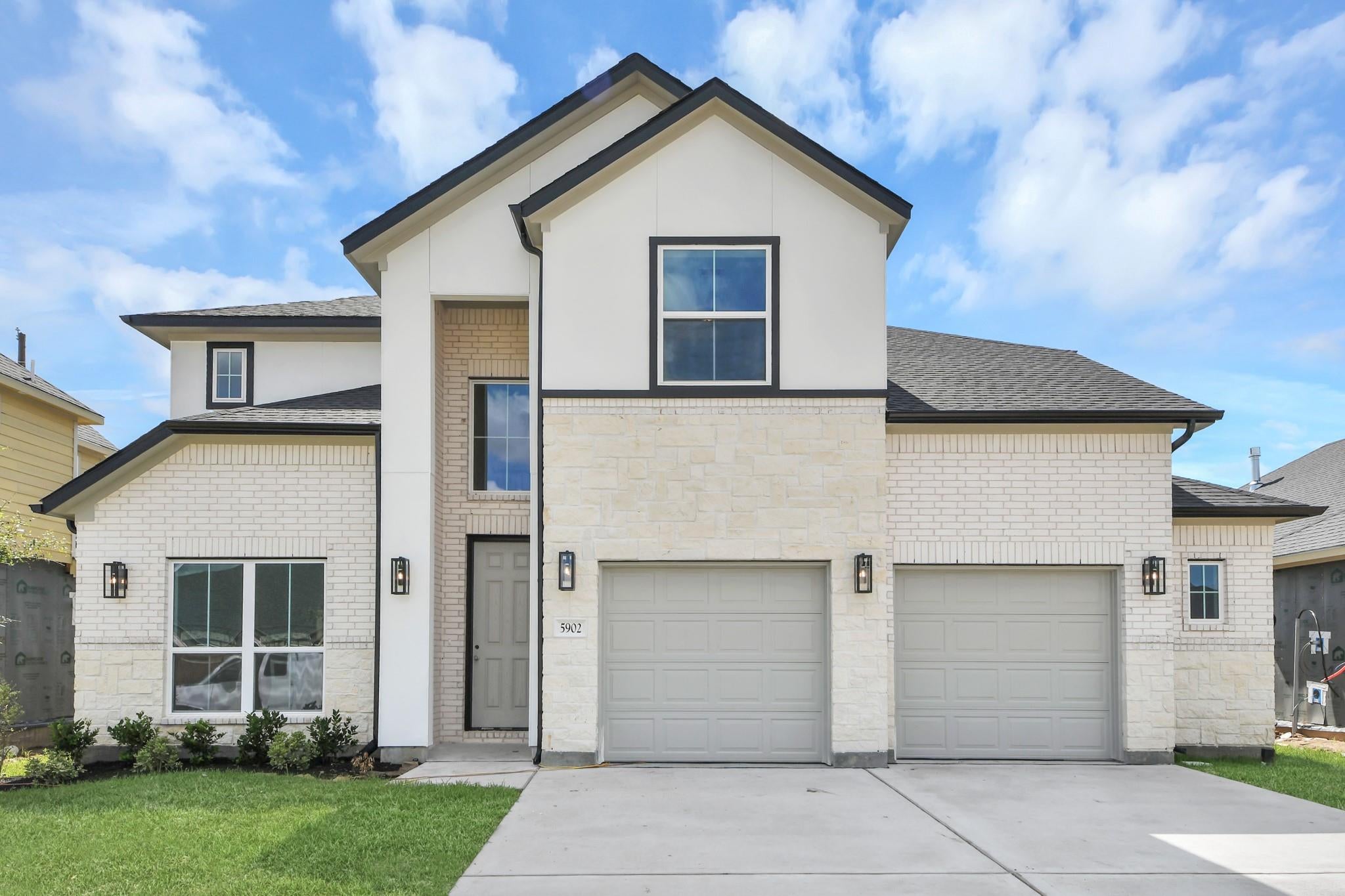 5902 Fox Peak Lane