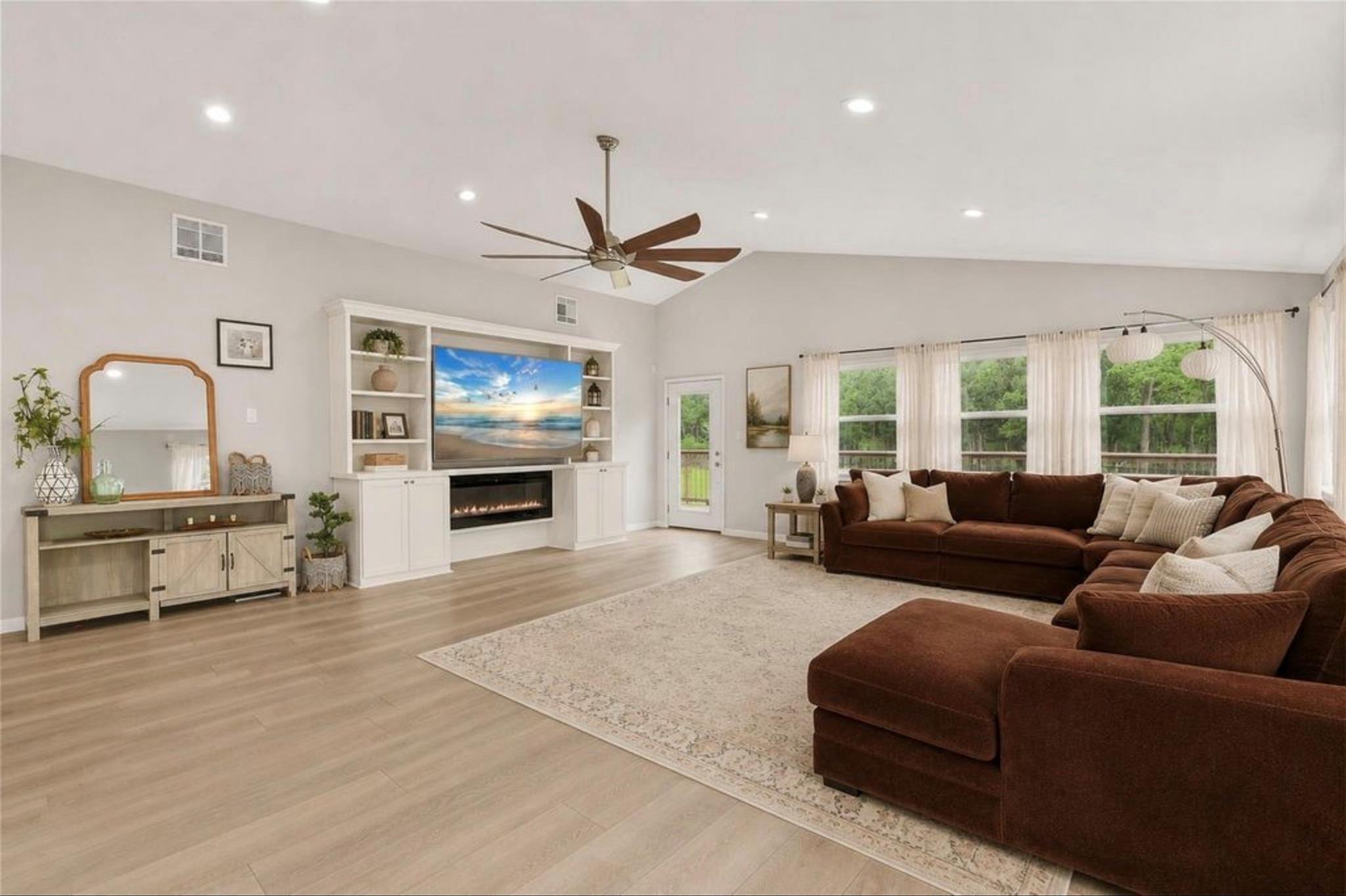 6310 Wickwillow Lane