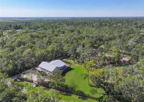Photo of 6310 Wickwillow Lane, Alvin, TX 77511 (MLS # 51353474)