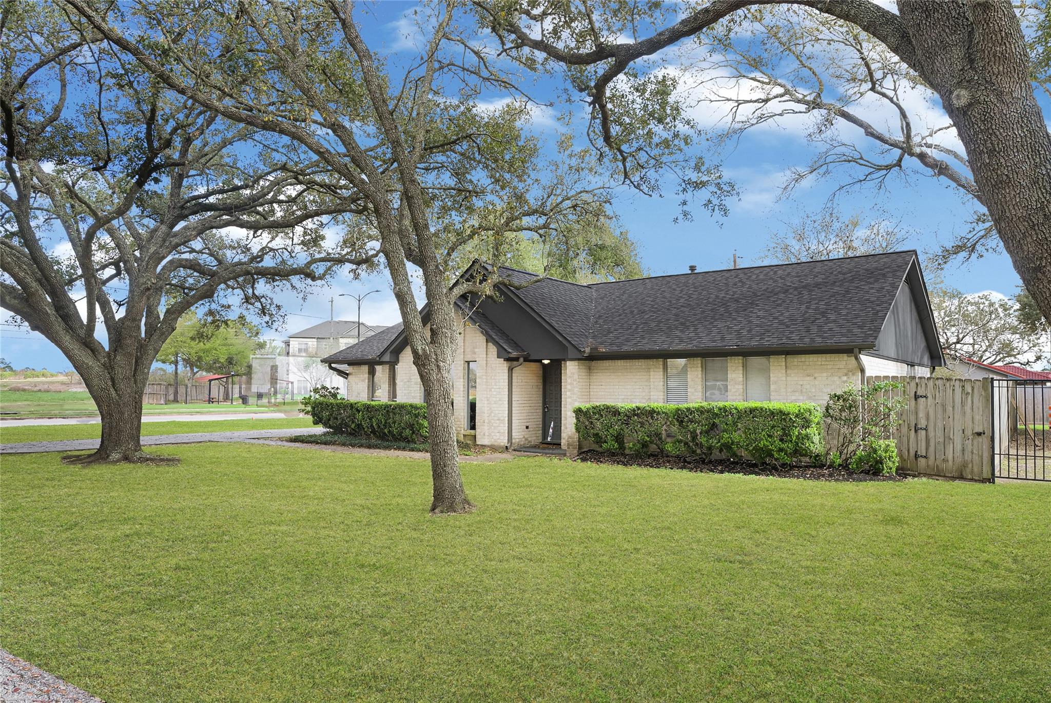13003 Frank Lane
