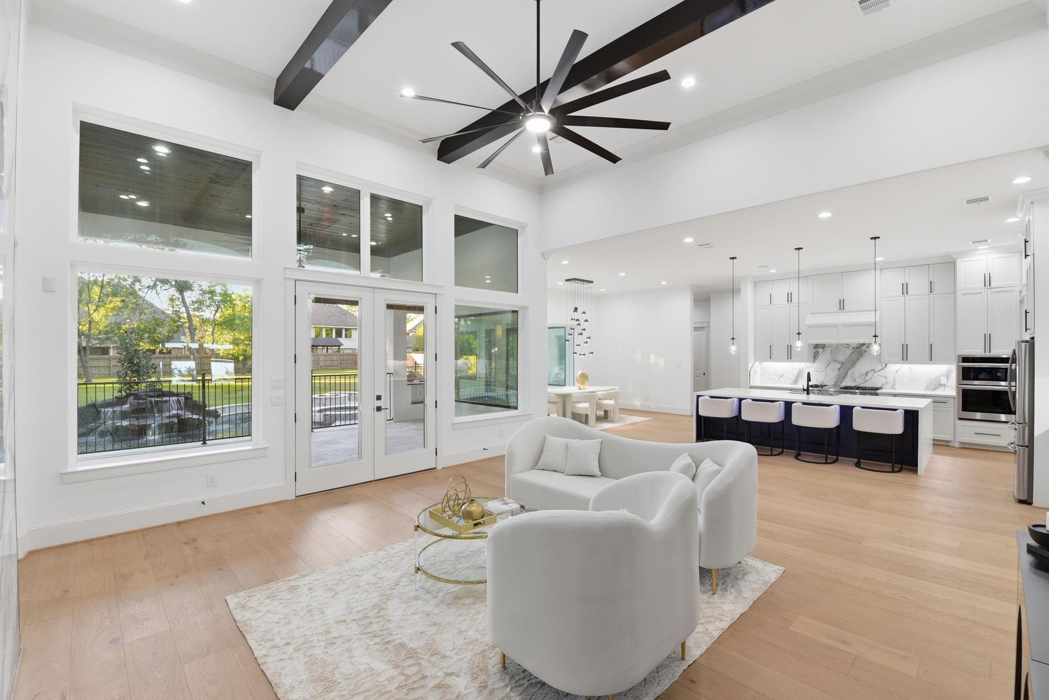 6112 Cypresswood Drive