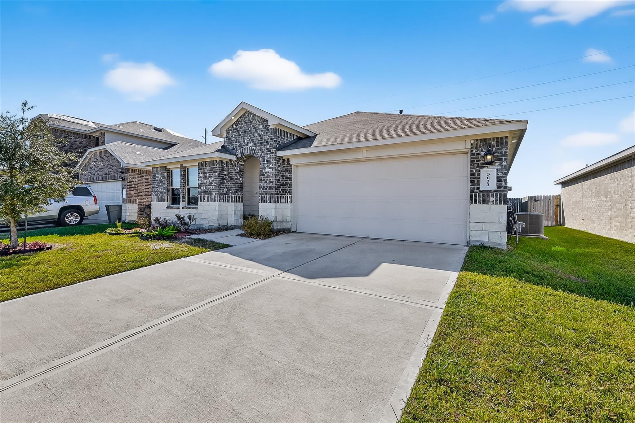 5623 Providence Green Court