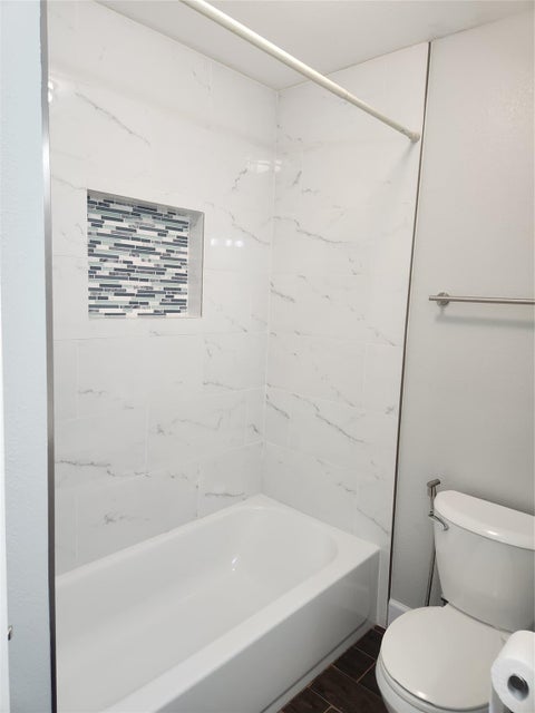 Tiny photo for 8007 Big Oak Trail Drive, Houston, TX 77040 (MLS # 70380491)