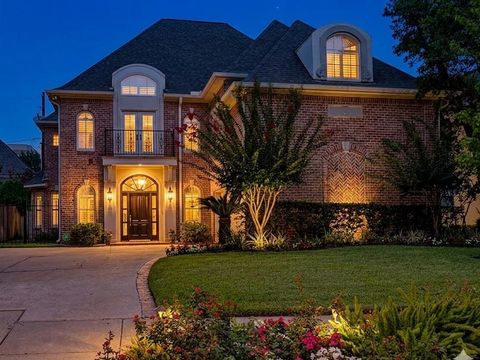 Photo of 5322 Val Verde Street, Houston, TX 77056 (MLS # 30154045)