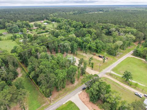 Photo of 351 Oak Knoll Road, Cleveland, TX 77328 (MLS # 84112093)