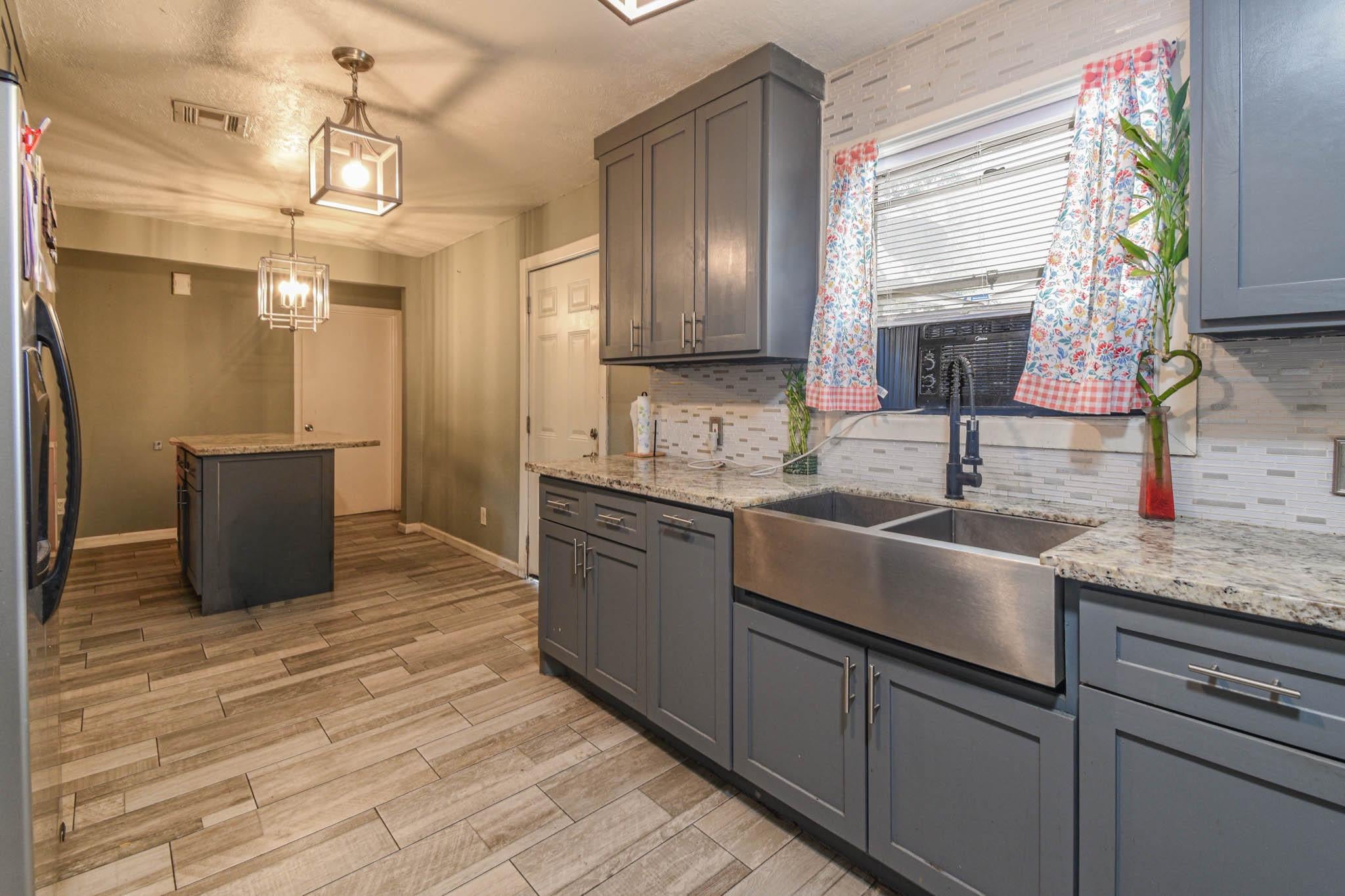 1212 Fresa Road