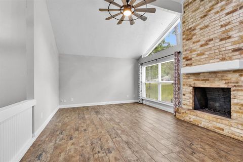 Tiny photo for 115 Red Oak Lane, Conroe, TX 77304 (MLS # 64044070)