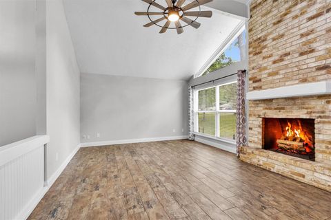 Tiny photo for 115 Red Oak Lane, Conroe, TX 77304 (MLS # 64044070)