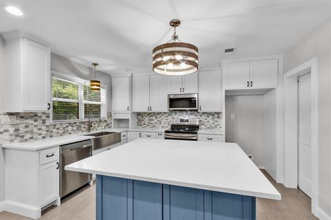 Tiny photo for 115 Red Oak Lane, Conroe, TX 77304 (MLS # 64044070)